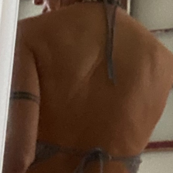 RARE find.. 2 piece skirt set.. - Picture 4 of 8